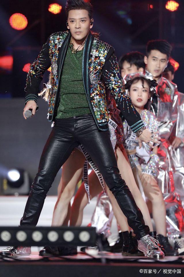 赛前意大利杯传出新动向，北京国安遗憾出局，管理层表态：球迷炸锅，临场指挥获称赞的简单介绍