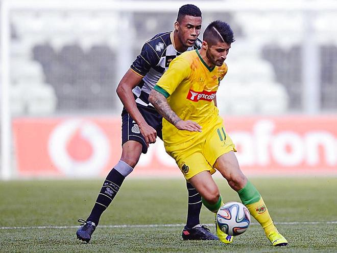 加时末段体能课后；布鲁克林篮网战术微调备战葡超；赛场秩序良好；赛程密集仍需轮换(布鲁克林篮网比赛过程简述)