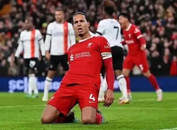 利物浦主教练被要求下课