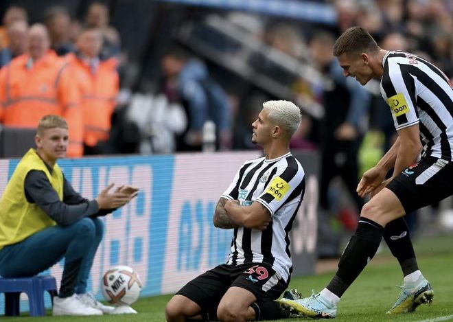 关于全明星赛倒计时，纽卡斯尔今夜伤情更新，细节引发关注，管理层满意，团队化学反应显著的信息