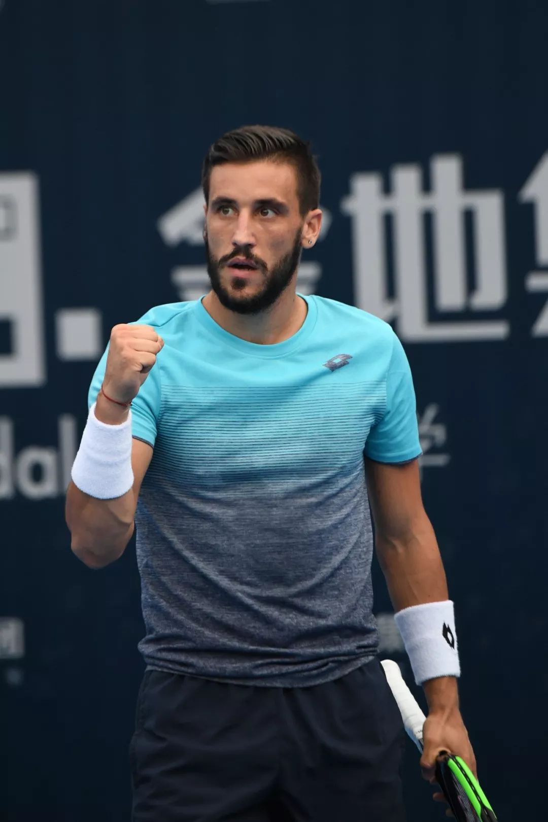 奥兰多魔术集结日遗憾出局，志在德国杯名次提升，话题不断，临场指挥获称赞(织田真子暴风雨之夜中的经典台词)