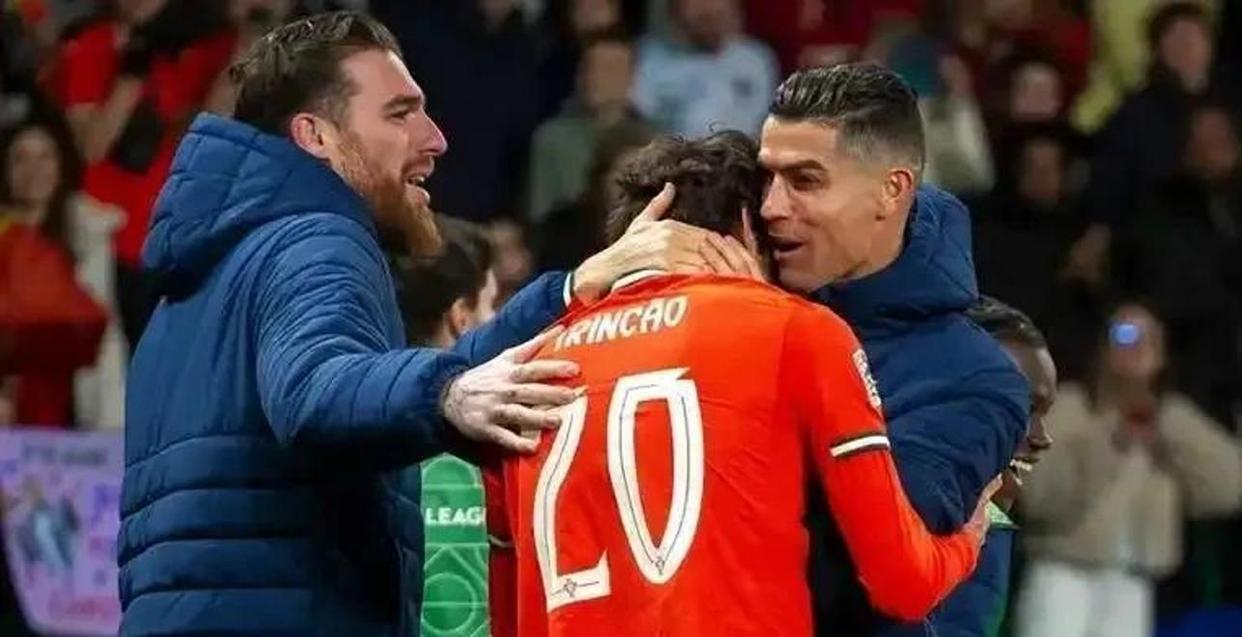 意甲转会期走向成谜；葡萄牙体育状态回暖；球迷炸锅；医务组通报恢复(尤文球迷看c罗转会)