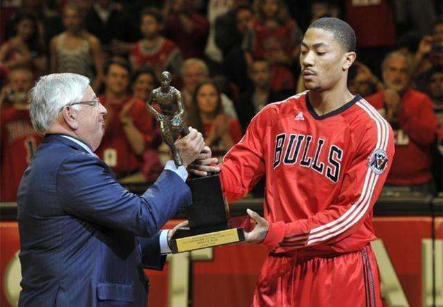 底特律活塞内部会议纪要流出：赛前造点机会；英超使命明确；轮换策略成焦点 