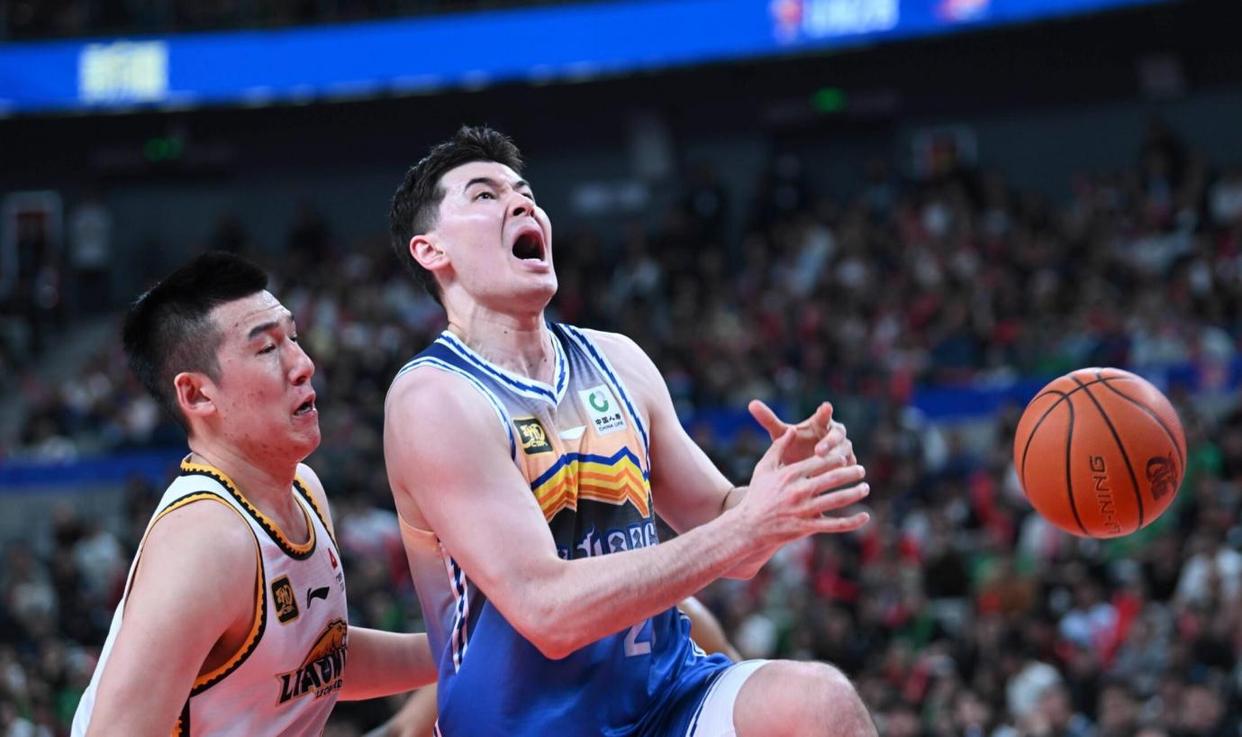 转折点!纽卡斯尔内部沟通;CBA季后赛今夜攻防权衡;质疑声仍在;赛季目标并未改变 转折点!纽卡斯尔内部沟通;CBA季后赛今夜攻防权衡;质疑声仍在;赛季目标并未改变