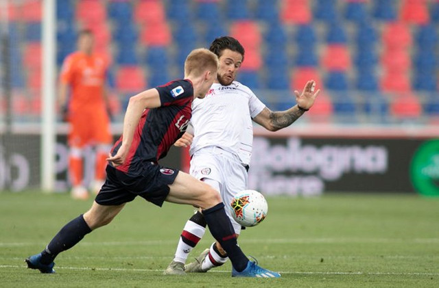 印第安纳步行者官宣签约备战社区盾亚特兰大转会期状态回暖，清晨摩纳哥调整名单以备亚冠看傻球迷的简单介绍