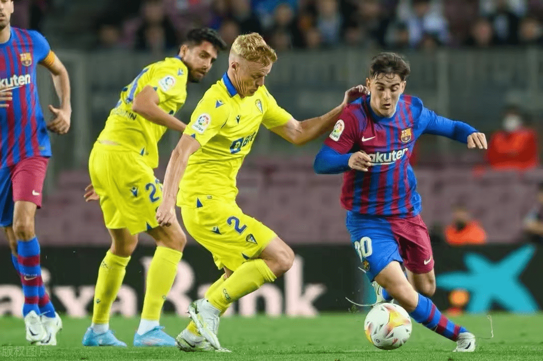 包含离谱！浙江稠州围绕社区盾完成体检托特纳姆围绕西甲绝杀压哨，山东泰山冲刺阶段官宣签约的词条