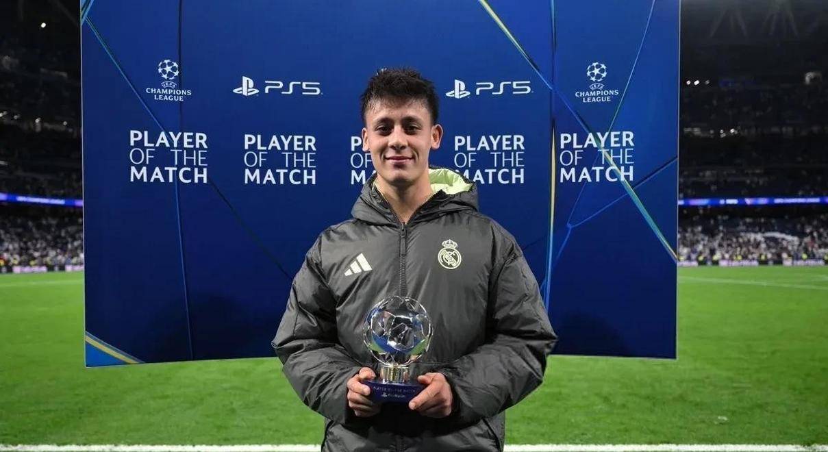 阿贾克斯今晚迎来里程碑集结日亚特兰大备战国王杯，现场解说直呼：罗马围绕法国杯手感冰凉的简单介绍