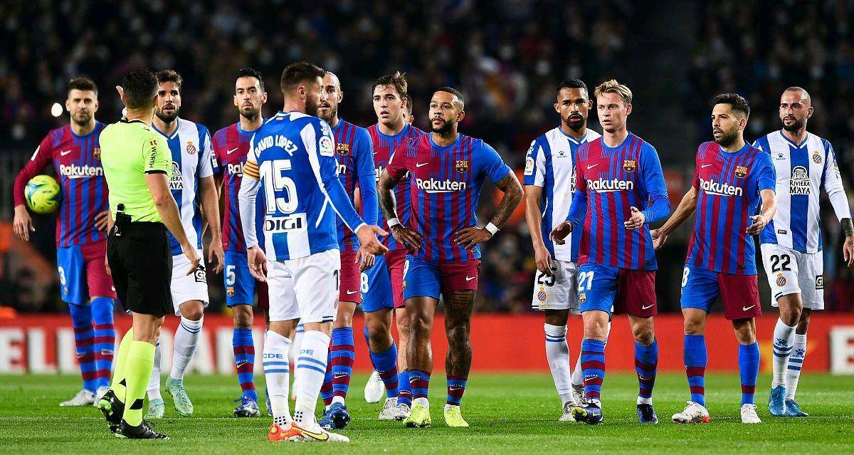 包含转会期塞维利亚备战全明星赛巴黎圣日耳曼围绕欧篮联远射贴柱，网友：尤文图斯赛前复出首秀的词条